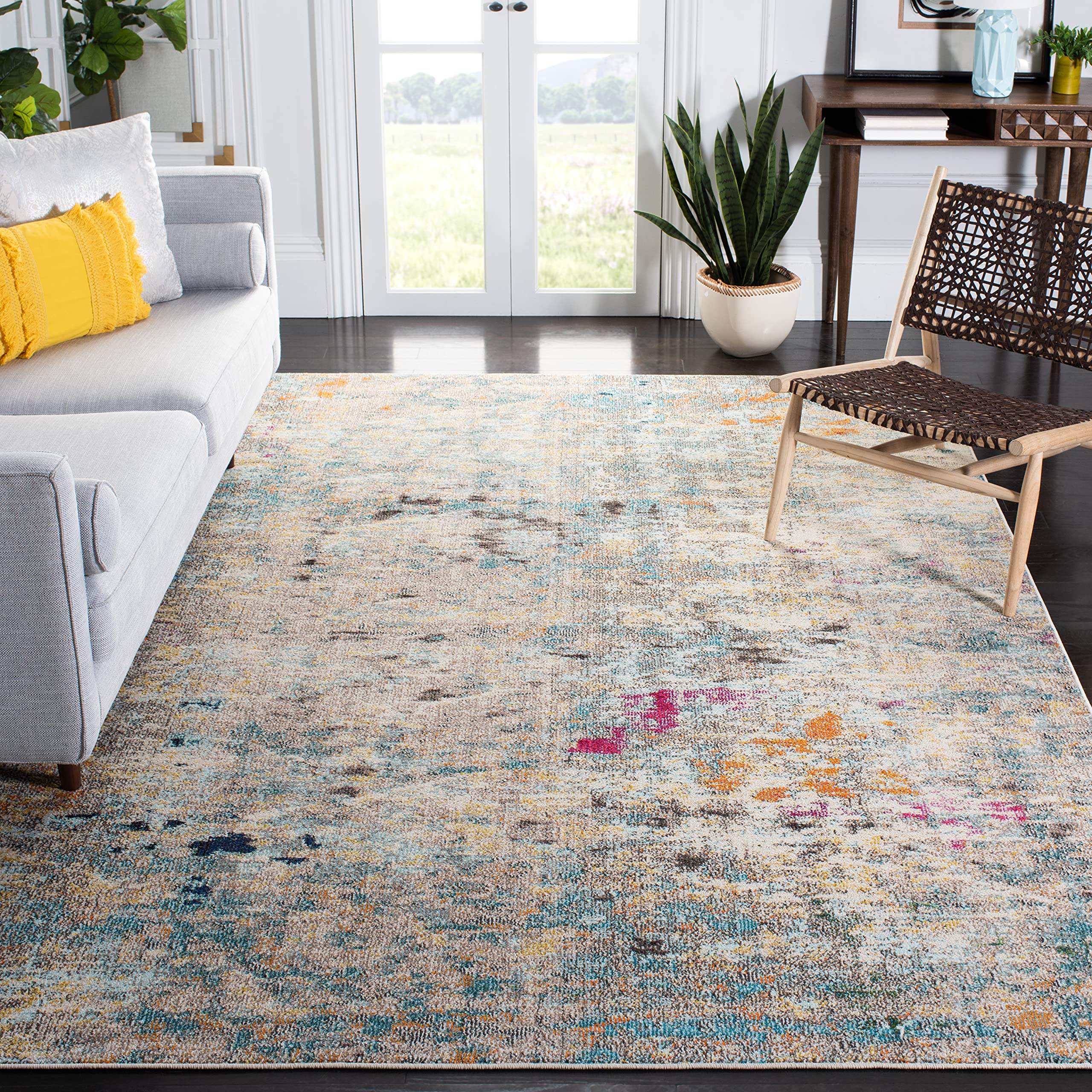 SAFAVIEH Madison Collection Area Rug - 8' x 10', Grey & Gold, Boho Abstract Distressed Design, Non-Shedding & Easy Care, Ideal f